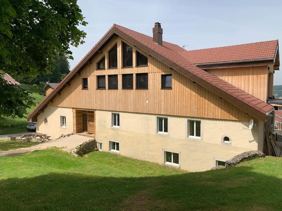 Ancienne Ferme Comtoise 4 Etoiles, 11 Personnes Lac St-Point/Mont D'Or Montperreux Екстер'єр фото